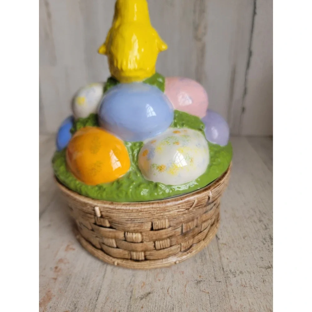 vintage chick Easter basket ceramic‎ container egg pastel home decor